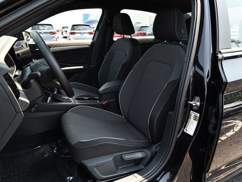 Certified 2025 Volkswagen Jetta Sport FWD image 19