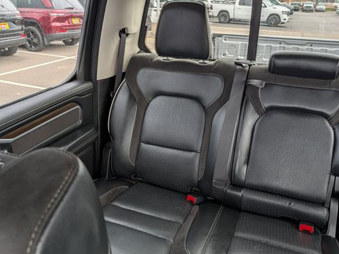 Used 2022 RAM 1500 Laramie AWD/4WD image 12