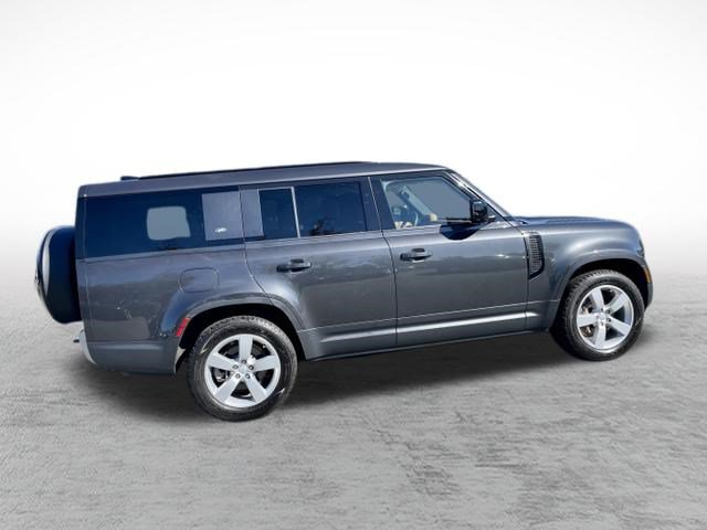 Used 2023 Land Rover Defender 130 First Edition AWD/4WD image 7