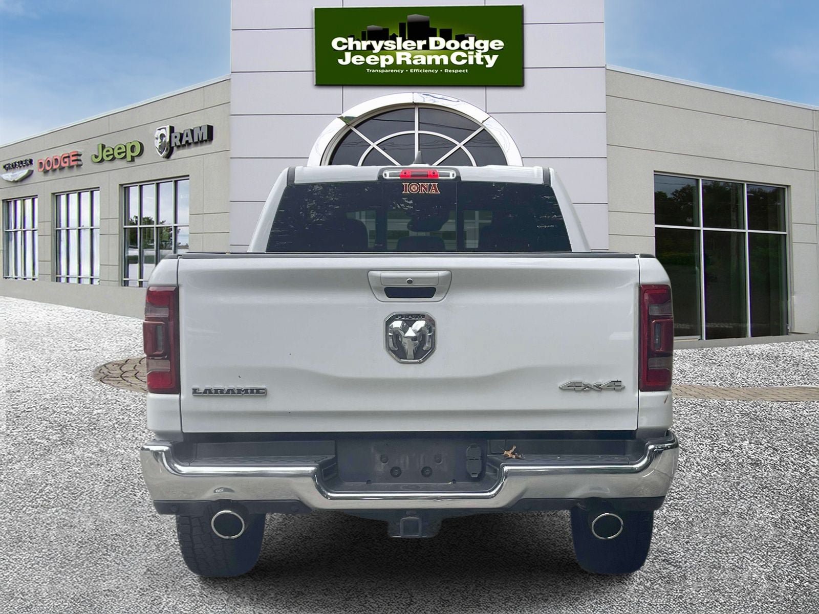 Used 2023 RAM 1500 Laramie AWD/4WD image 8