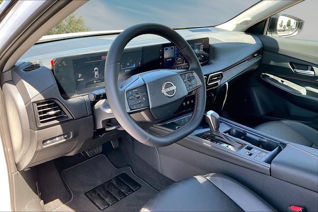 New 2027 Nissan Sentra SR w/ SR Premium Package FWD image 7
