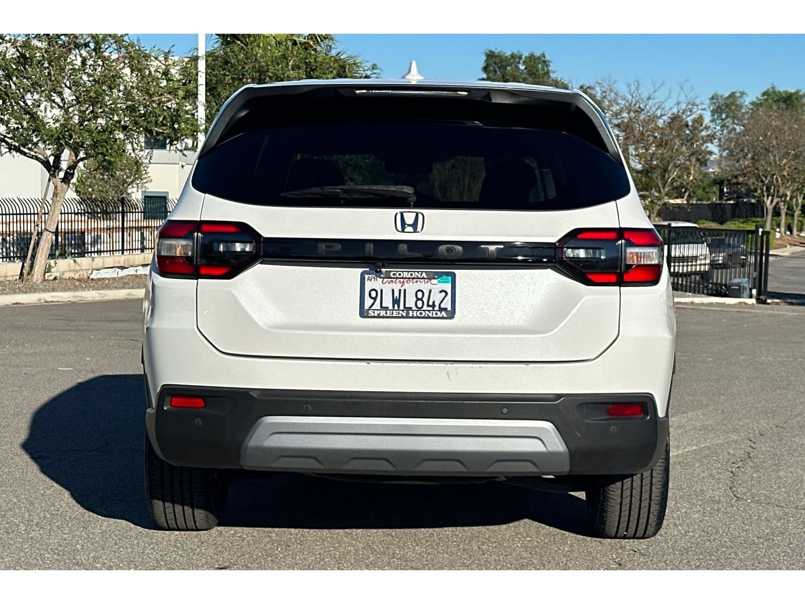 Used 2024 Honda Pilot EX-L image 4