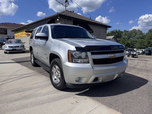 Used 2013 Chevrolet Tahoe LT image 1