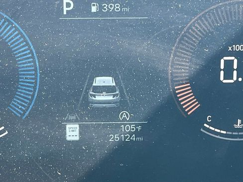 Used 2025 Hyundai Tucson SEL image 11