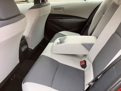 Certified 2025 Toyota Corolla LE w/ LE Premium Package FWD image 4