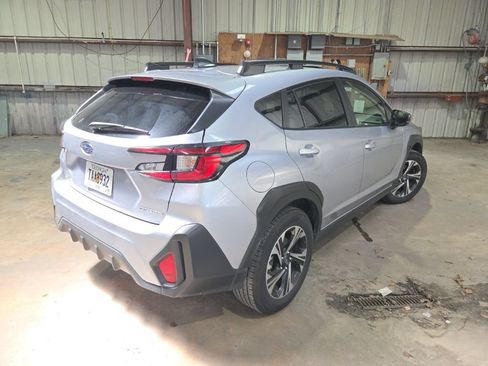Used 2025 Subaru Crosstrek 2.5i Premium AWD/4WD image 9