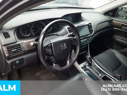 Used 2017 Honda Accord EX-L image 5