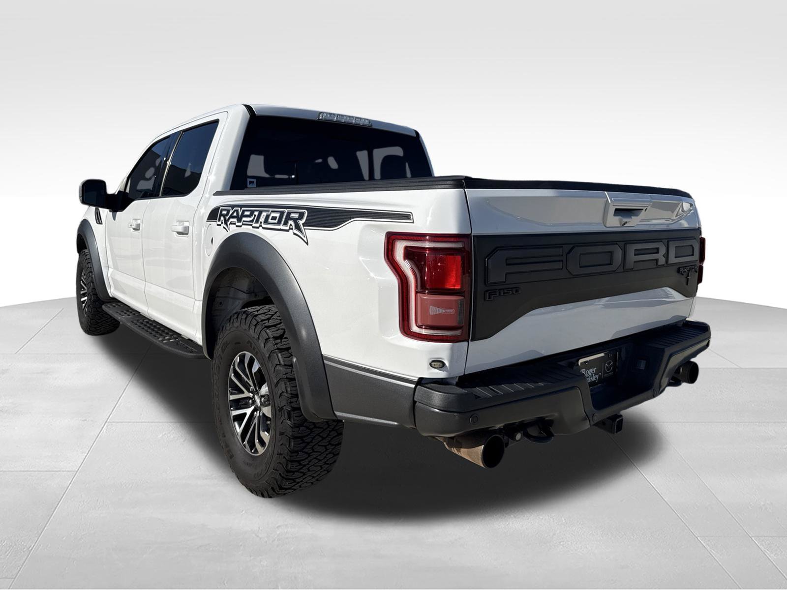 Used 2019 Ford F150 Raptor w/ Equipment Group 802A Luxury AWD/4WD image 7