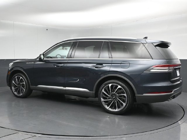 Used 2021 Lincoln Aviator Reserve w/ Equipment Group 202A AWD/4WD image 5