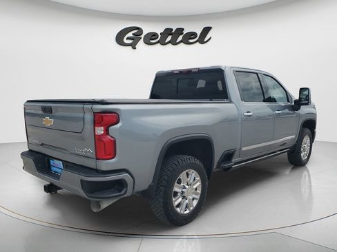 Used 2024 Chevrolet Silverado 2500 High Country w/ High Country Premium Package AWD/4WD image 5