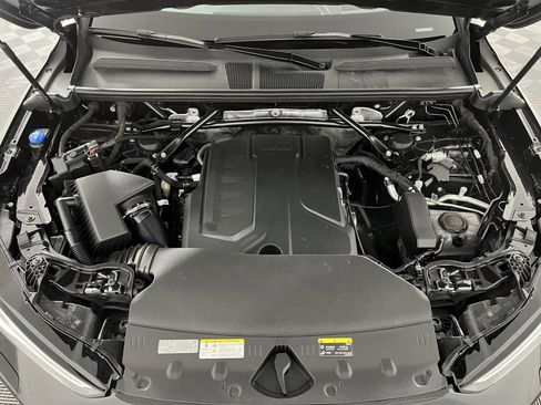 Used 2025 Audi Q5 Premium Plus w/ Premium Plus image 25