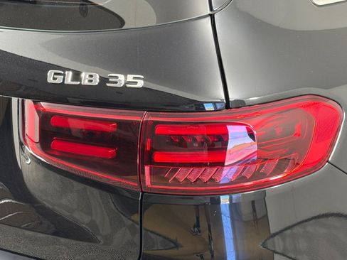 Used 2024 Mercedes-Benz GLB 35 AMG 4MATIC image 27