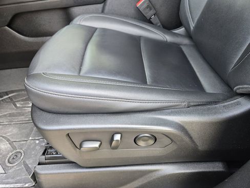 Used 2024 Chevrolet Tahoe Z71 AWD/4WD image 21