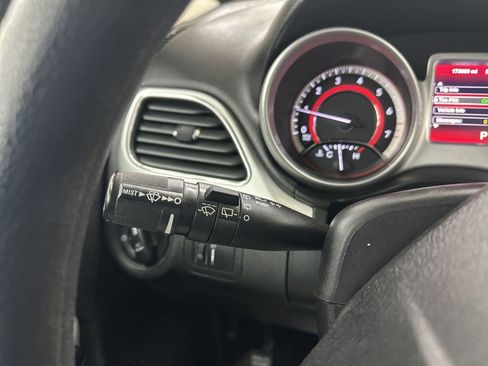 Used 2014 Dodge Journey SXT w/ Flexible Seating Group image 36