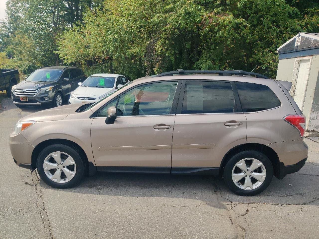 Used 2014 Subaru Forester 2.5i Touring AWD/4WD image 3