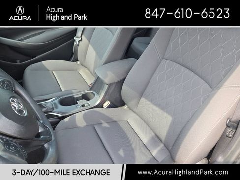 Used 2025 Toyota Corolla LE FWD image 19