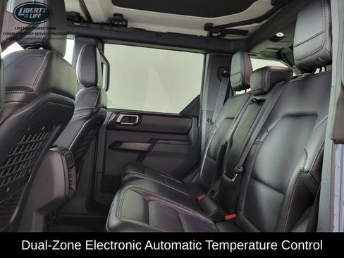 Used 2025 Ford Bronco Badlands AWD/4WD image 15
