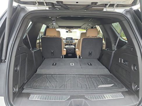 Used 2021 Chevrolet Tahoe Premier image 11