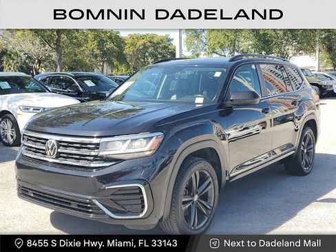 Used 2021 Volkswagen Atlas SE w/ Panoramic Sunroof Package image 2