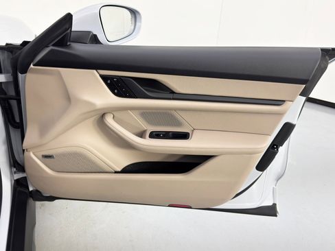 Used 2024 Porsche Taycan 4 Cross Turismo image 44