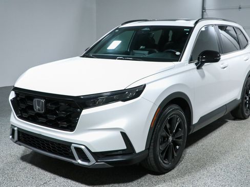 Used 2023 Honda CR-V Sport Touring image 32