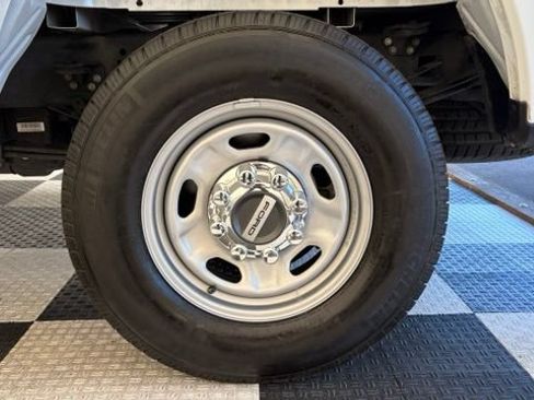 Used 2023 Ford F350 XL w/ XL Driver Assist Package RWD image 10