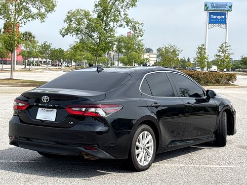 Used 2023 Toyota Camry LE w/ Convenience Package FWD image 16