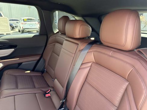 New 2026 Lincoln Nautilus Reserve image 14