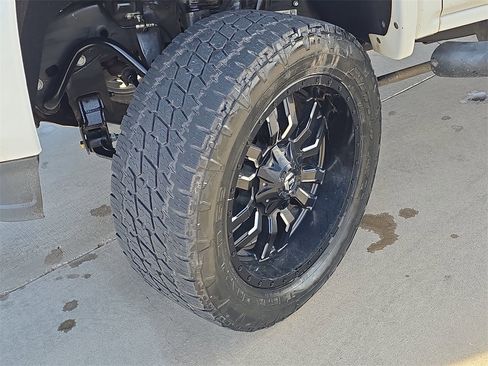 Used 2019 GMC Sierra 2500 SLT w/ Duramax Plus Package image 32