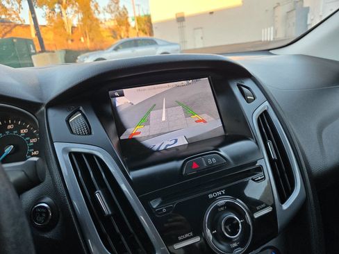 Used 2013 Ford Focus Titanium image 40