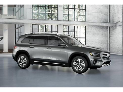 New 2026 Mercedes-Benz GLB 250 4MATIC image 13