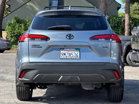 Certified 2024 Toyota Corolla Cross XLE w/ Convenience Package FWD image 4