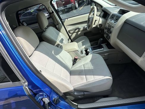 Used 2012 Ford Escape XLT FWD image 21