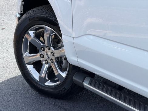 Certified 2022 Ford F150 XLT w/ Equipment Group 302A High image 10