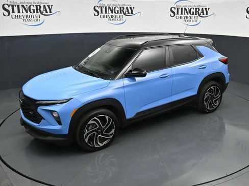 Used 2024 Chevrolet TrailBlazer RS w/ Driver Confidence Package image 11