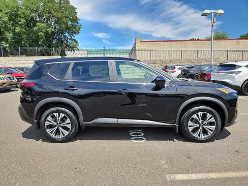 Certified 2023 Nissan Rogue SV AWD/4WD image 7