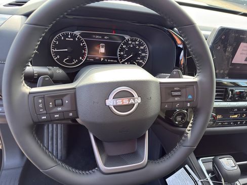 New 2026 Nissan Pathfinder SV image 16