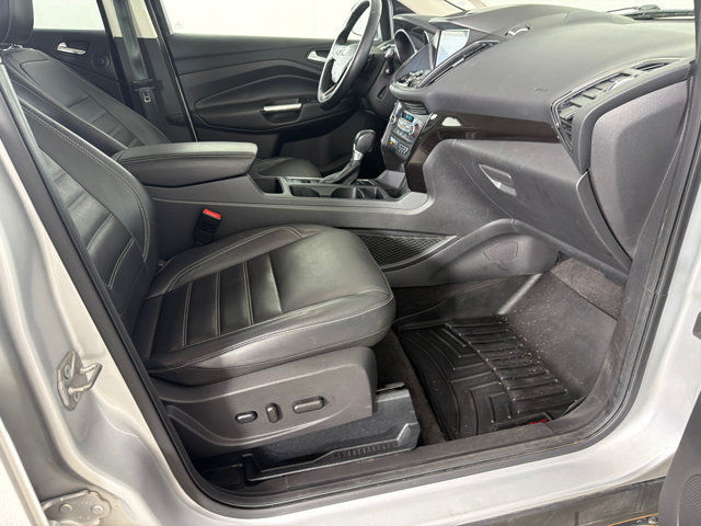 Used 2018 Ford Escape Titanium AWD/4WD image 14