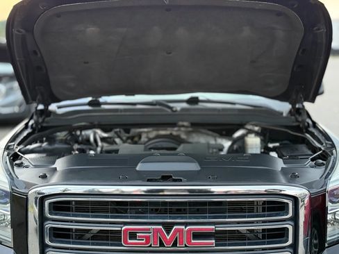 Used 2015 GMC Yukon XL SLT w/ Open Road Package AWD/4WD image 30
