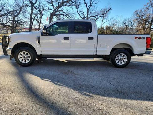 Used 2020 Ford F250 XL w/ STX Appearance Package image 4