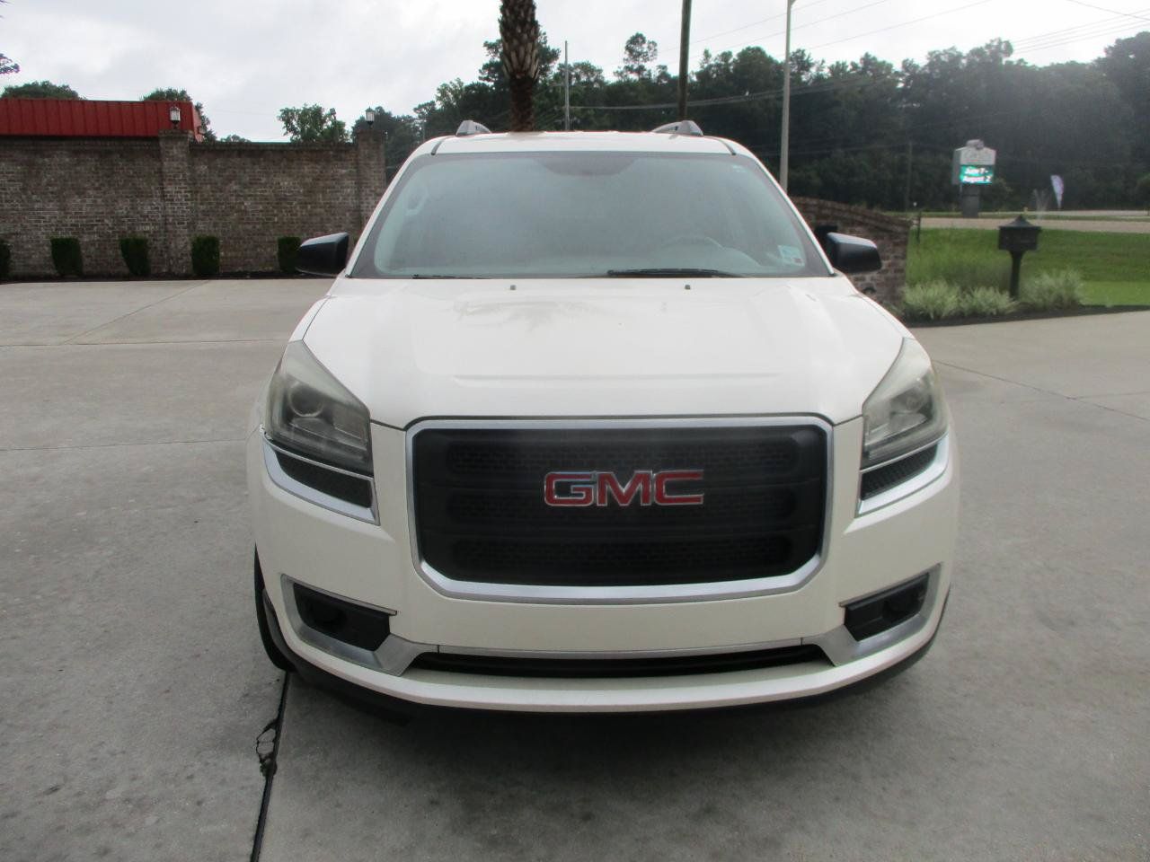 Used 2015 GMC Acadia SLE FWD image 11