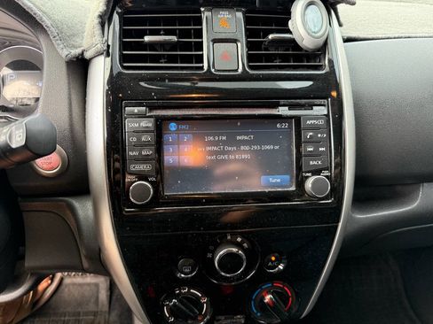 Used 2015 Nissan Versa Note SL 4dr Hatchback (midyear rele image 8