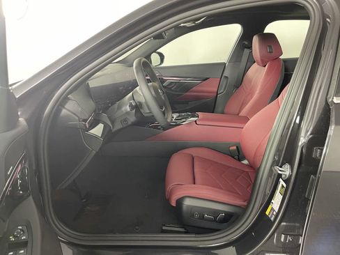 Certified 2024 BMW i5 eDrive40i w/ Premium Package RWD image 10