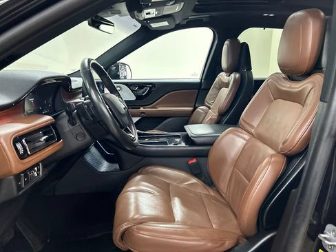 Certified 2023 Lincoln Aviator Reserve w/ Equipment Group 201A AWD/4WD image 10