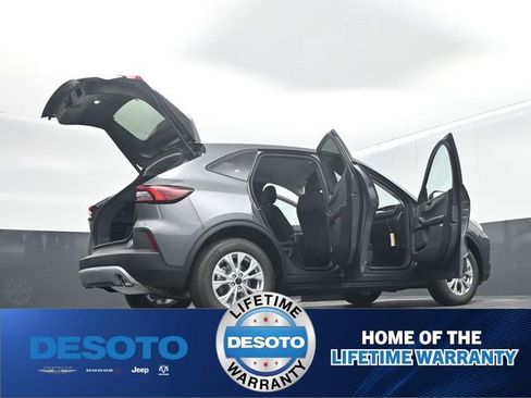 New 2025 Ford Escape Active image 70