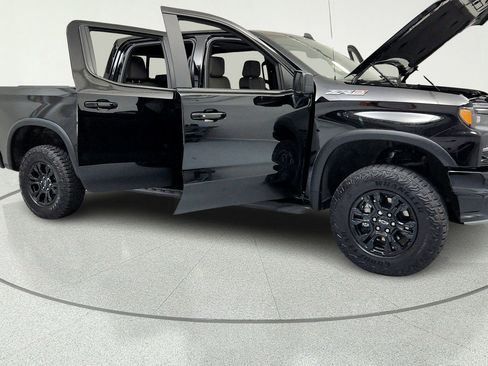 Used 2025 Chevrolet Silverado 1500 ZR2 w/ Technology Package AWD/4WD image 14