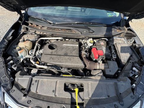 Used 2025 Nissan Rogue SV image 23