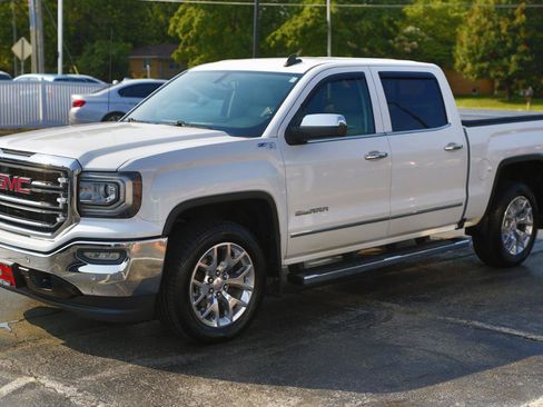 Used 2017 GMC Sierra 1500 SLT w/ SLT Premium Package AWD/4WD image 3