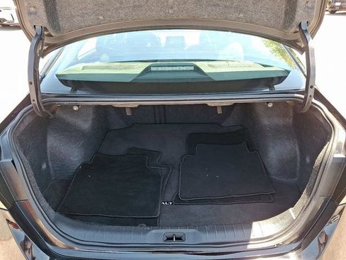 Used 2024 Nissan Altima 2.5 S FWD image 28