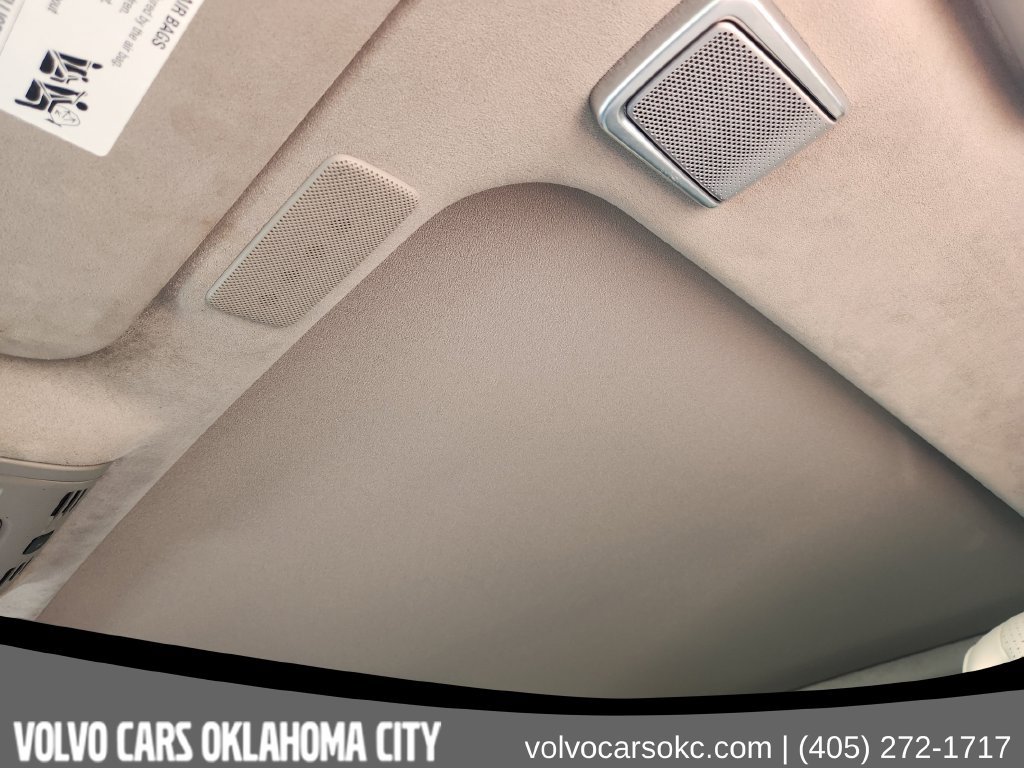 Used 2023 Cadillac Escalade ESV Premium Luxury Platinum AWD/4WD image 19
